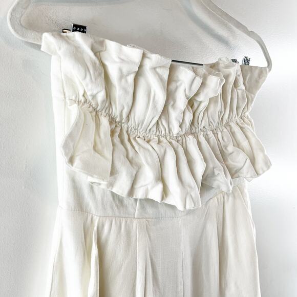Princess Polly Hunter Mae Strapless Ruched Frill Short Romper White 6 - Picture 7 of 10